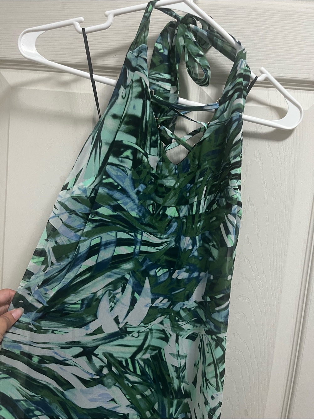 Jennifer Lopez Green & Black Tropical Print Dress
